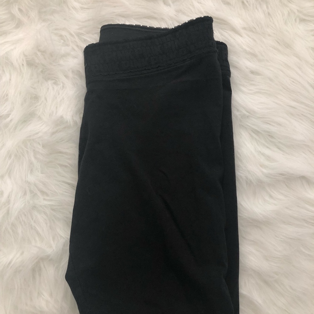 PINK Black Yoga Leggings